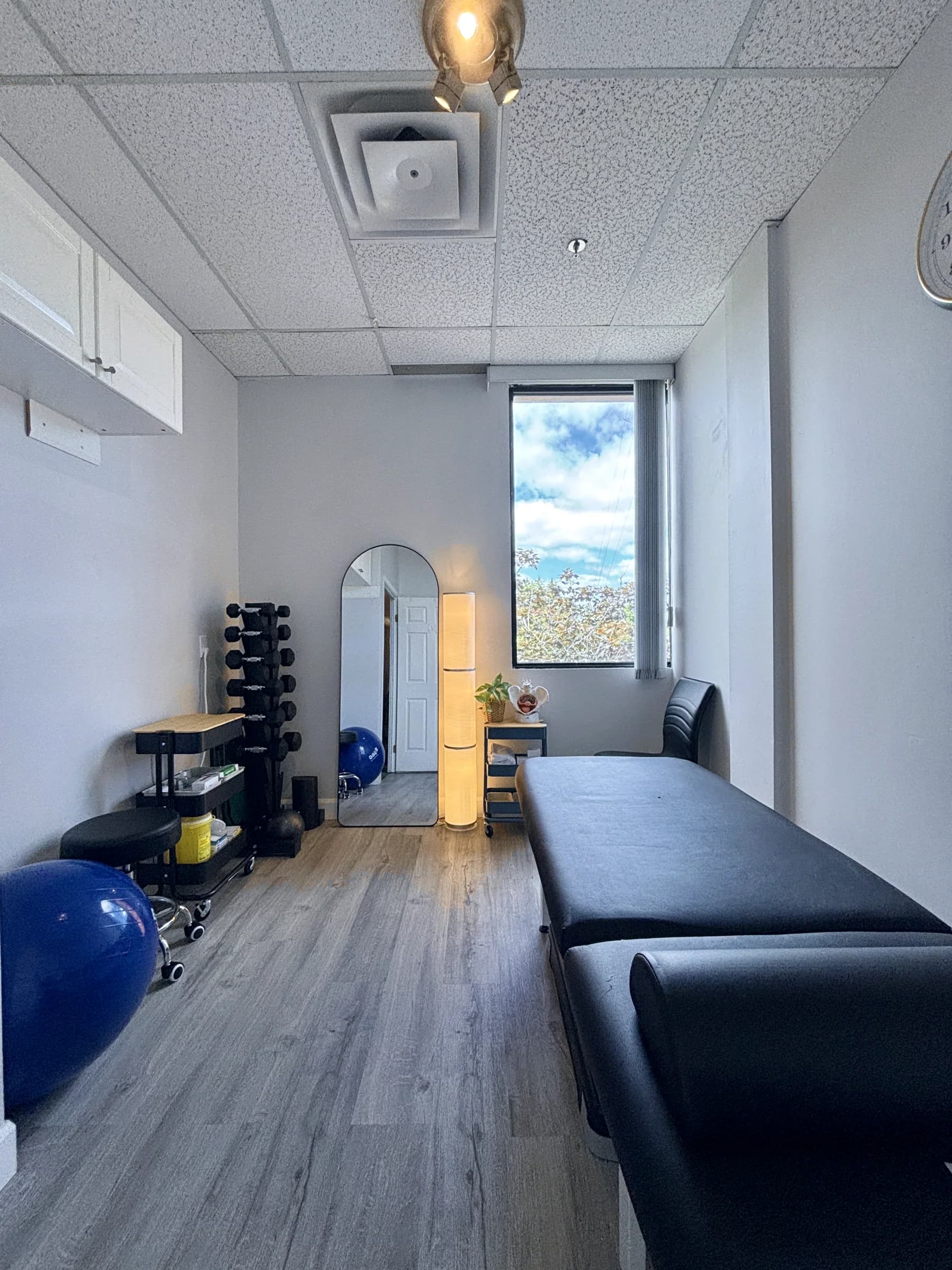 Altitude Physiotherapy treatment room